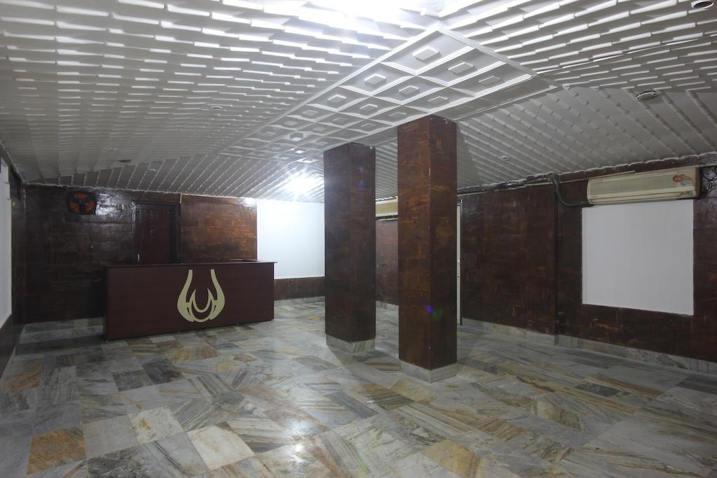 Urmee Hotel Bhubaneswar Bagian luar foto
